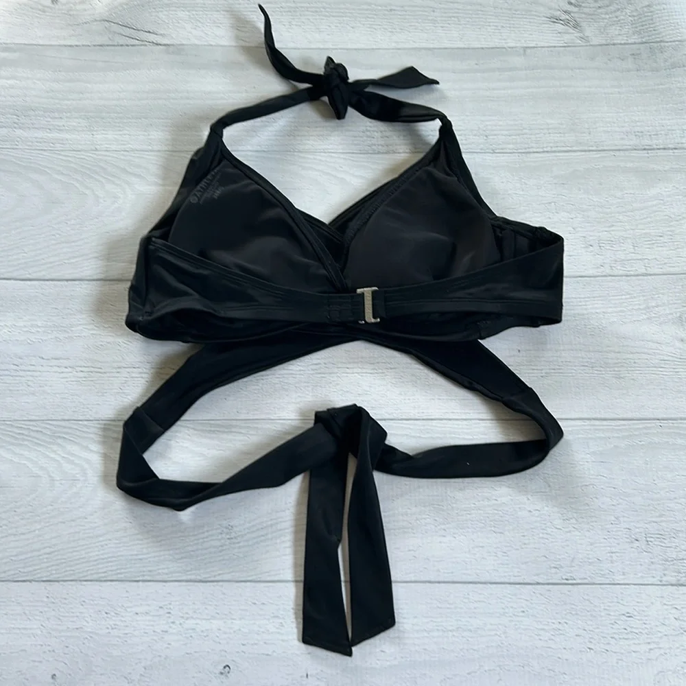 Athleta Wrap Bikini Top Sz 36 B/C‎ Black